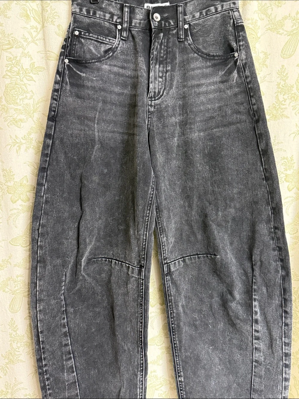 Bayeas Darted Super High Waist Barrel Jeans